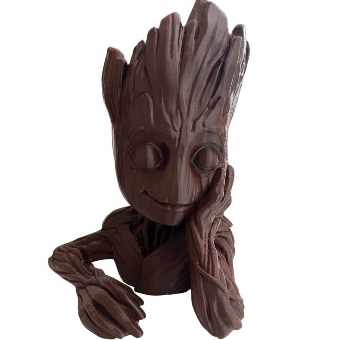 Tegla Baby Groot smeđa